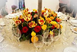 centro de mesa yellow red $ 450